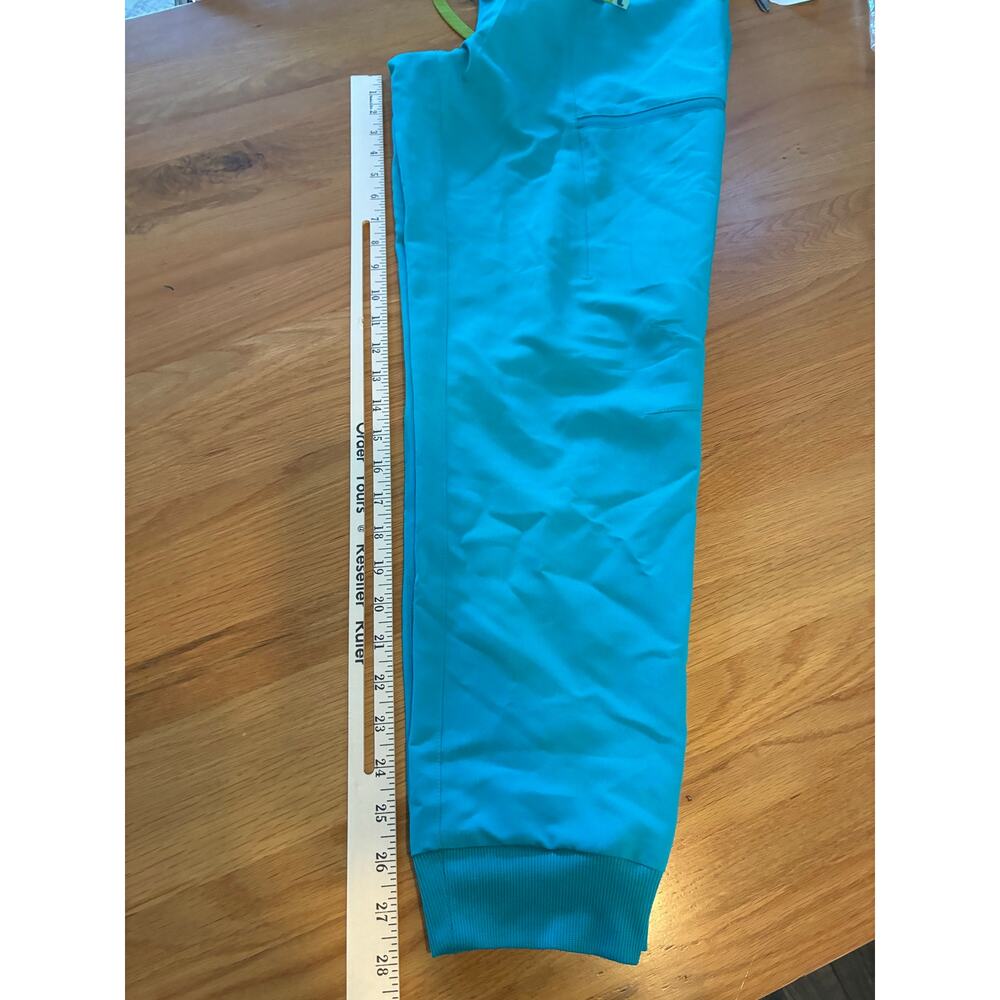 NWT Fabletics Scrub Jogger Pants Womens Medium Teal READ - Picture 7 of 8